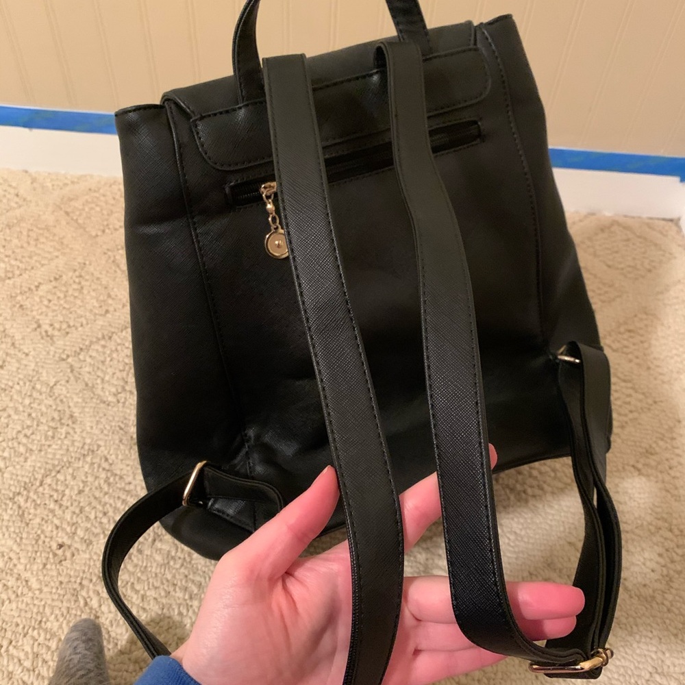 Medium sized Black Faux Leather Backpack - Picture 7 of 13